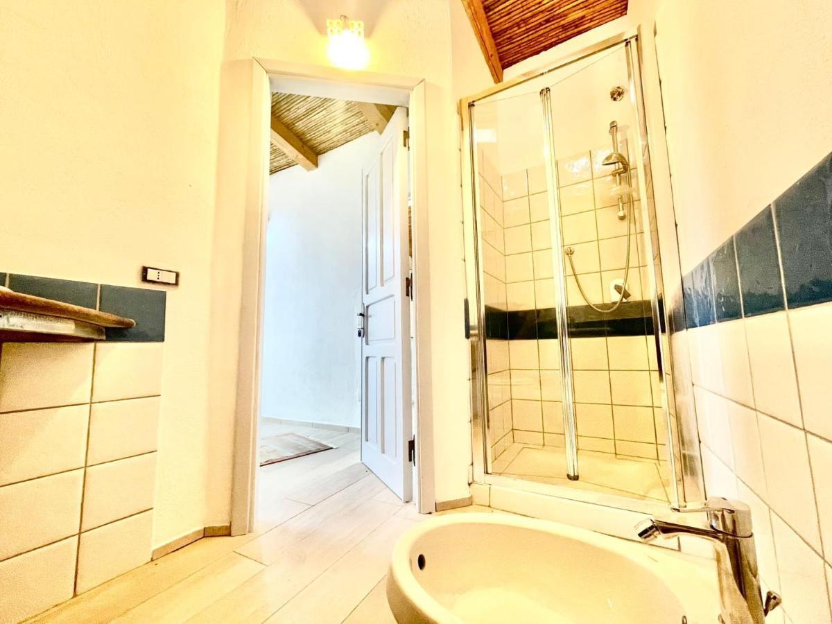 Le Corti Sarde Sea Breeze Villa Bari Sardo Kültér fotó