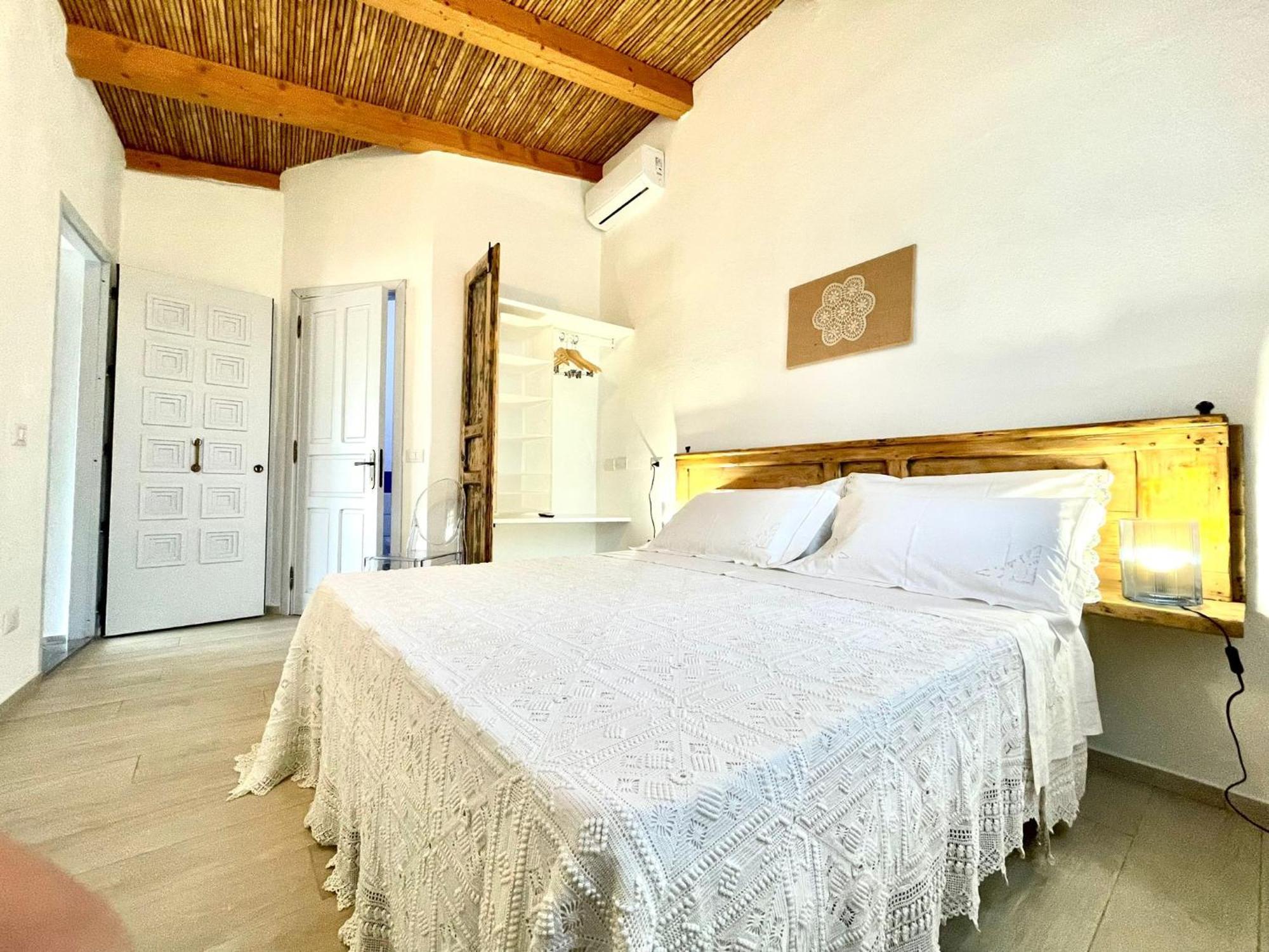 Le Corti Sarde Sea Breeze Villa Bari Sardo Kültér fotó